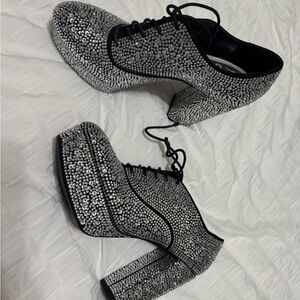 Giani Bernini Silver Platform Shoes